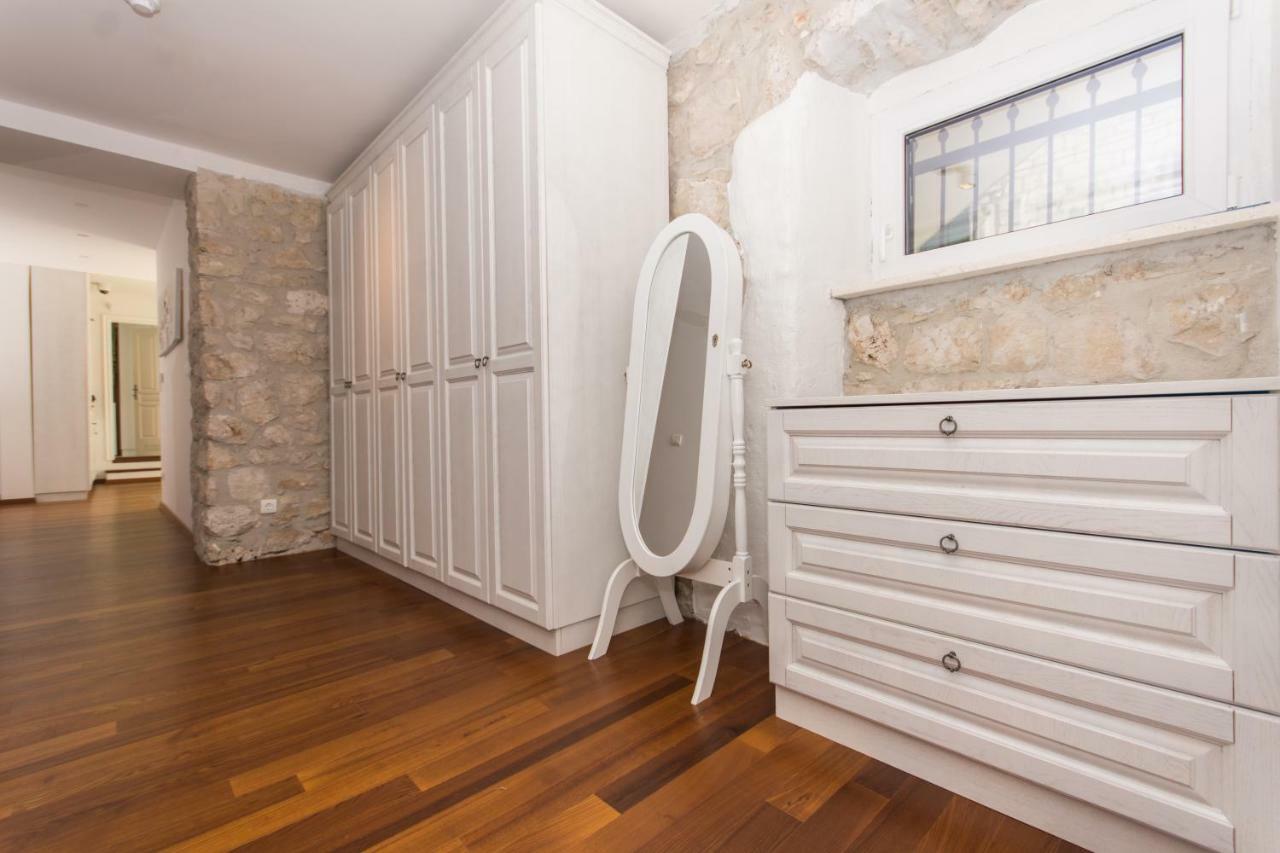 Villa Hurem Trogir Exterior photo